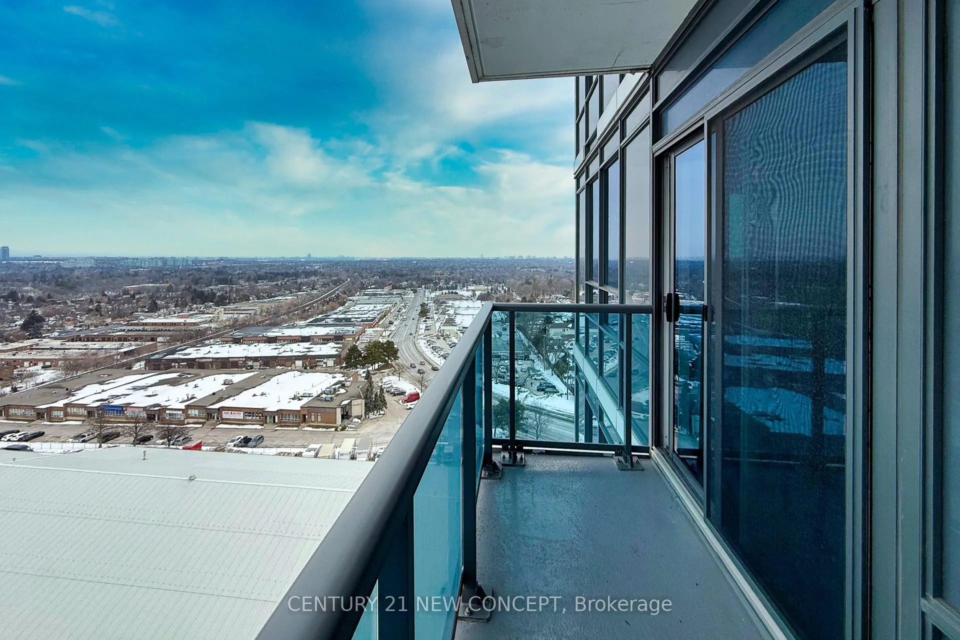 Photo 31 of Unit 1402, 7167 Yonge Street, Markham, Grandview — HOMEH