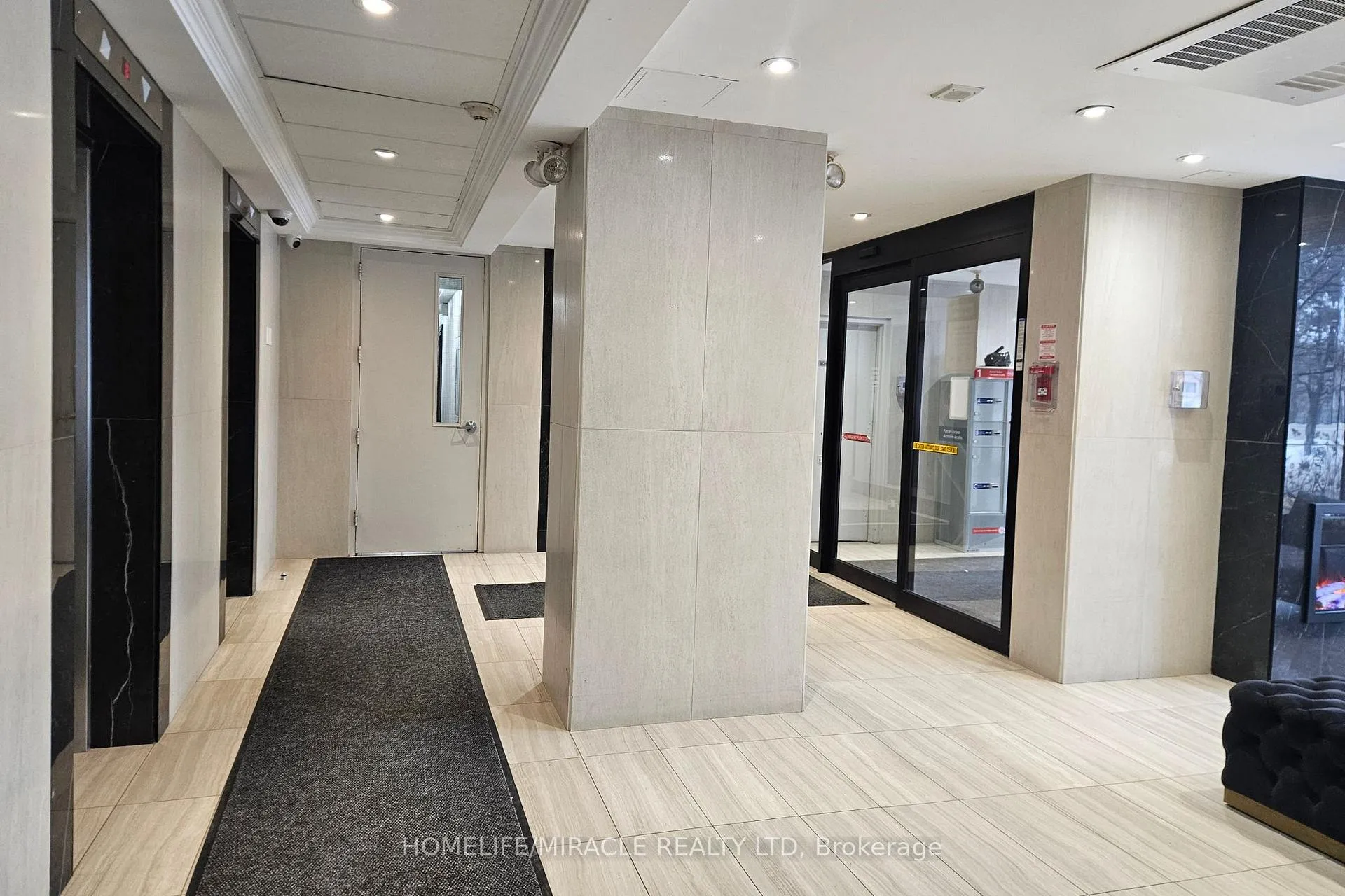 Photo 5 of Unit 1701, 735 Don Mills Road, Toronto, Flemingdon Park — HOMEH