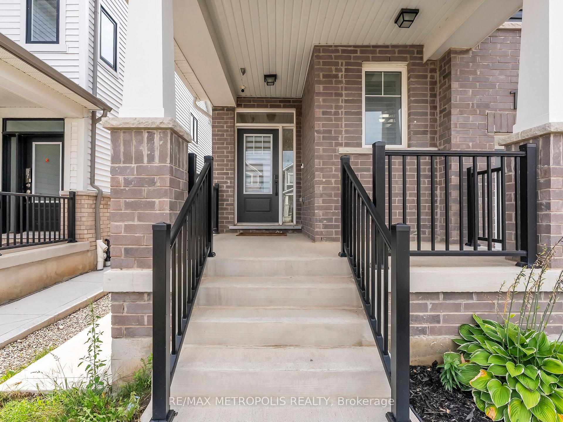 Photo 9 of 18 Saxony Street, Kitchener — HOMEH