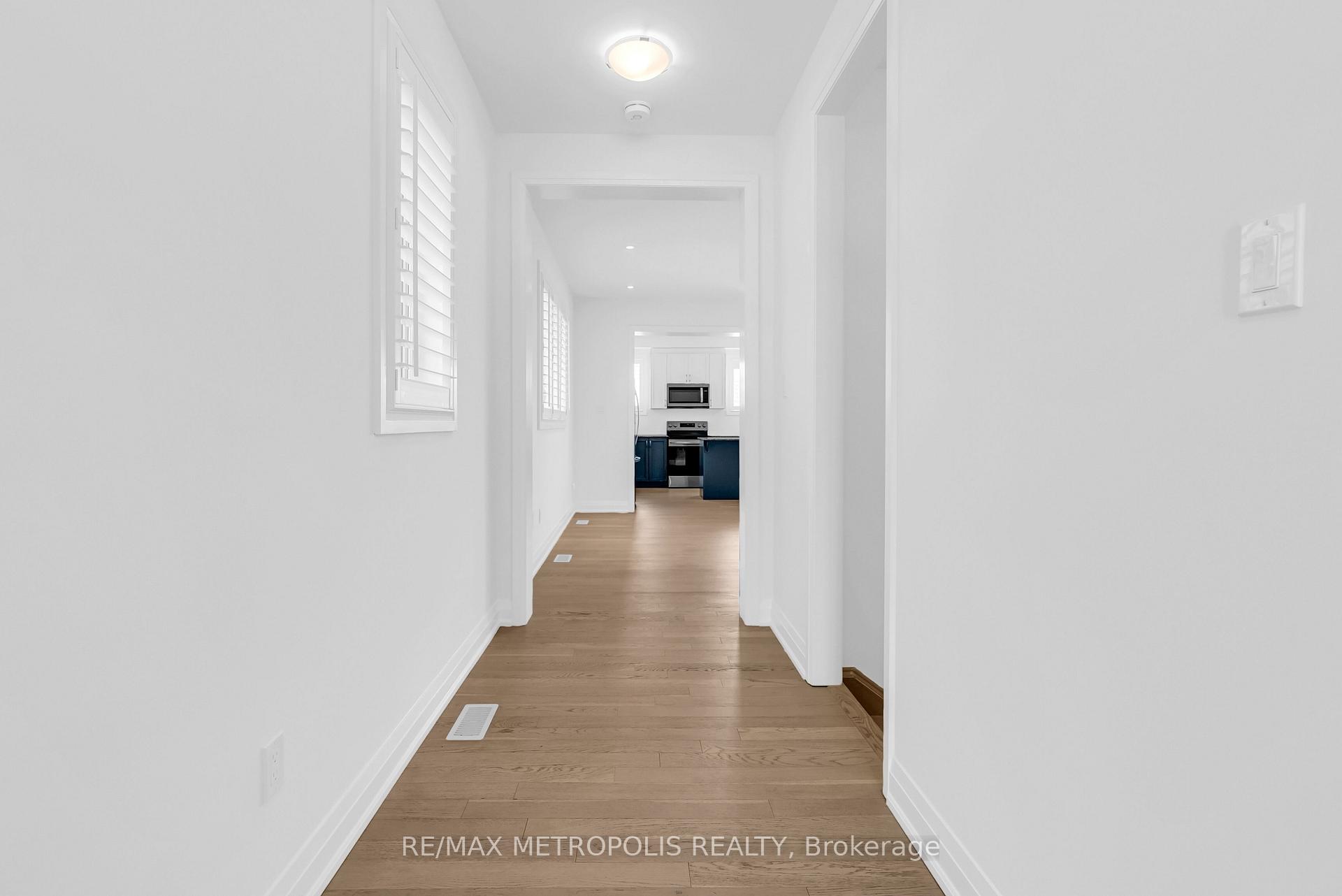 Photo 11 of 18 Saxony Street, Kitchener — HOMEH