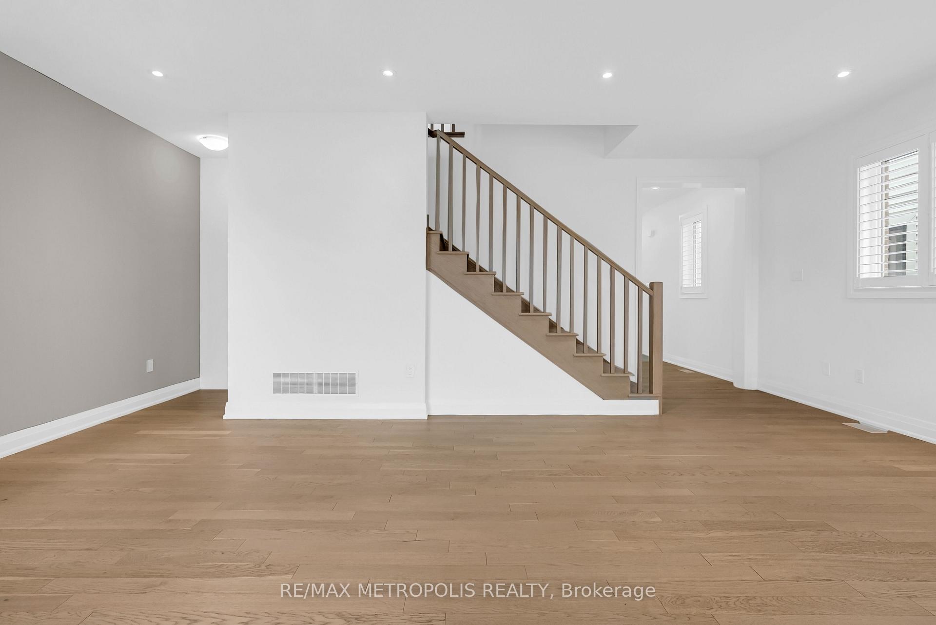 Photo 14 of 18 Saxony Street, Kitchener — HOMEH