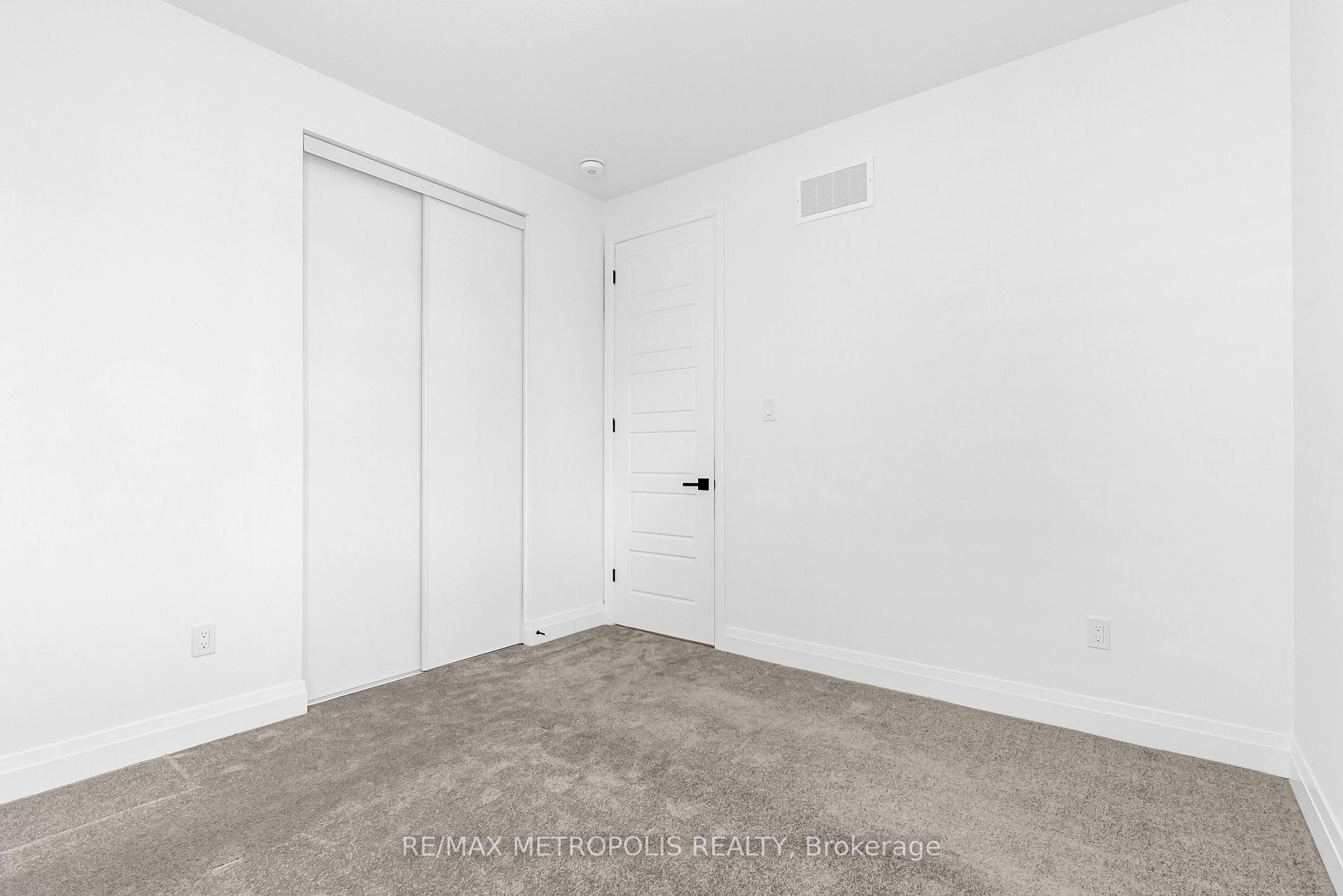 Photo 40 of 18 Saxony Street, Kitchener — HOMEH