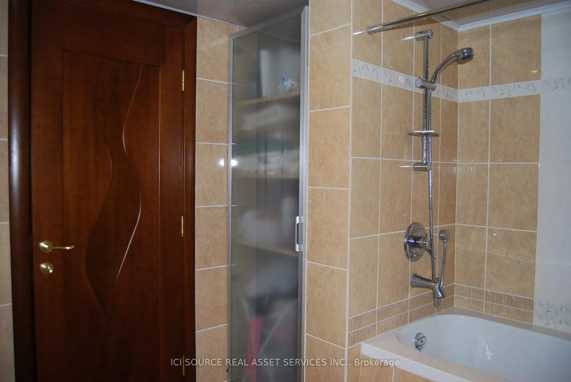 Photo 18 of Unit 905, 1270 Maple Crossing Boulevard, Burlington, Brant — HOMEH