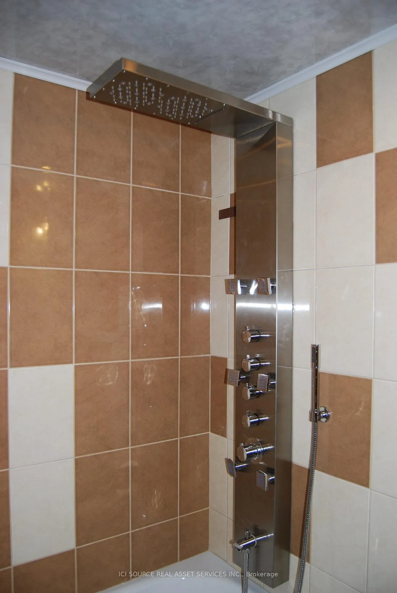 Photo 27 of Unit 905, 1270 Maple Crossing Boulevard, Burlington, Brant — HOMEH