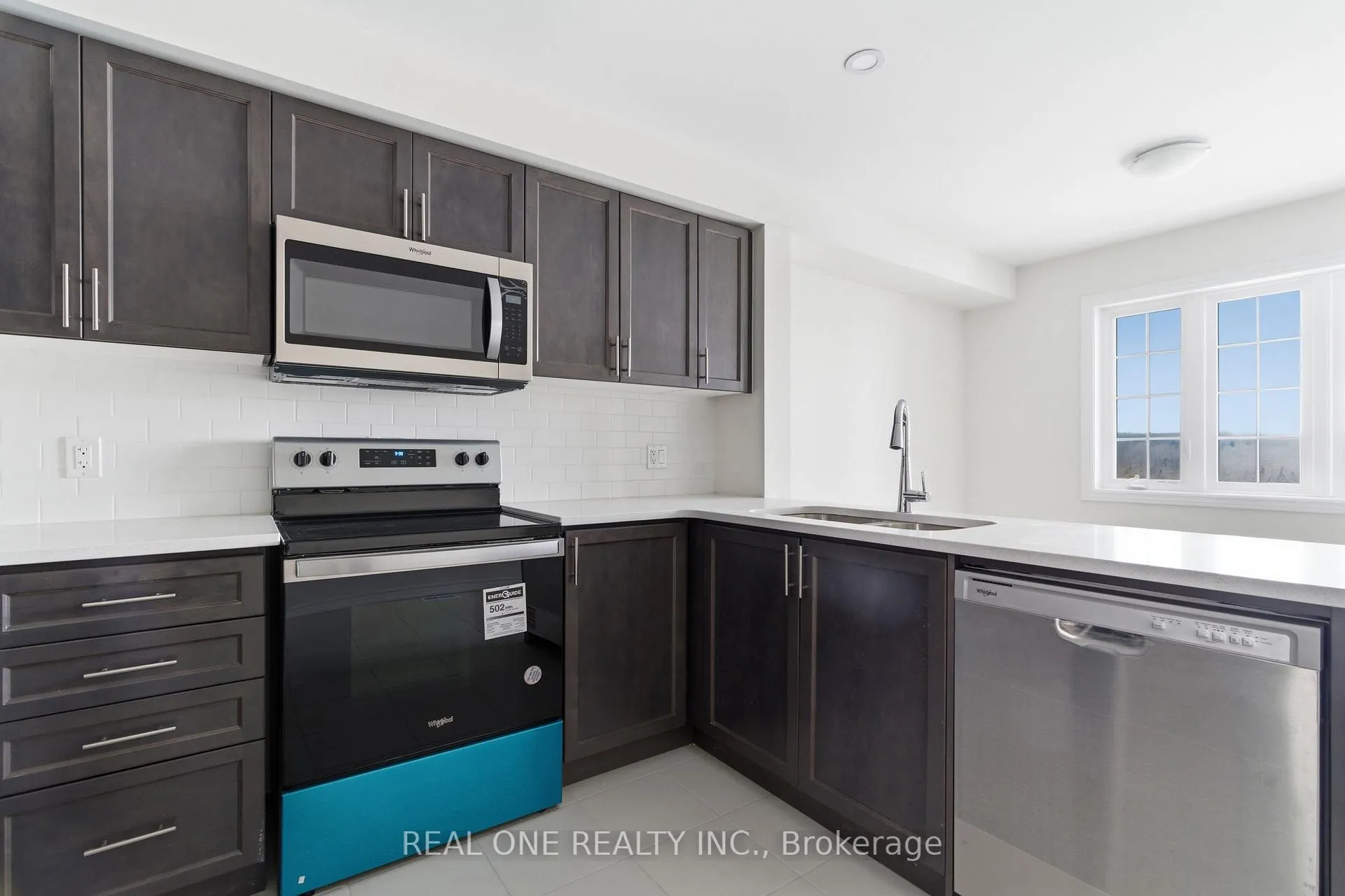 Photo 7 of Unit 32A, 85 Mullin Drive, Guelph, Victoria North — HOMEH