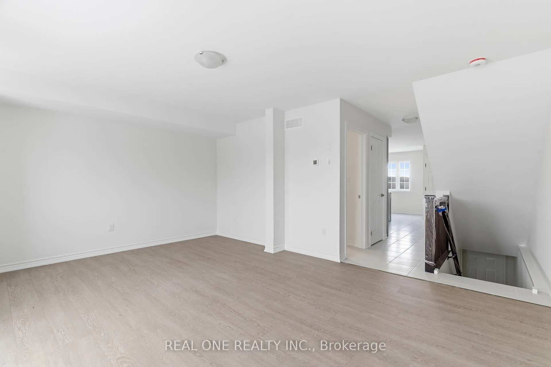 Photo 10 of Unit 32A, 85 Mullin Drive, Guelph, Victoria North — HOMEH
