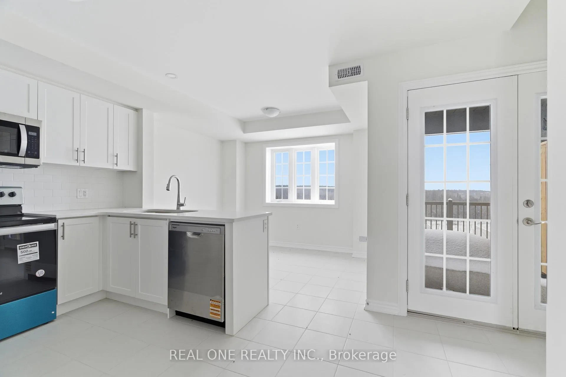 Photo 13 of Unit 32B, 85 Mullin Drive, Guelph, Victoria North — HOMEH