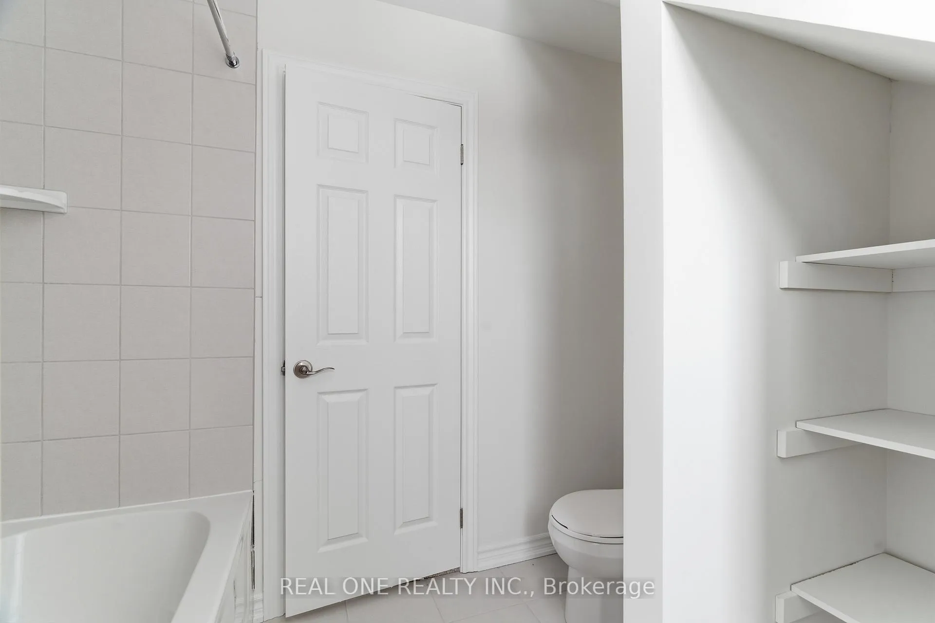 Photo 19 of Unit 32B, 85 Mullin Drive, Guelph, Victoria North — HOMEH