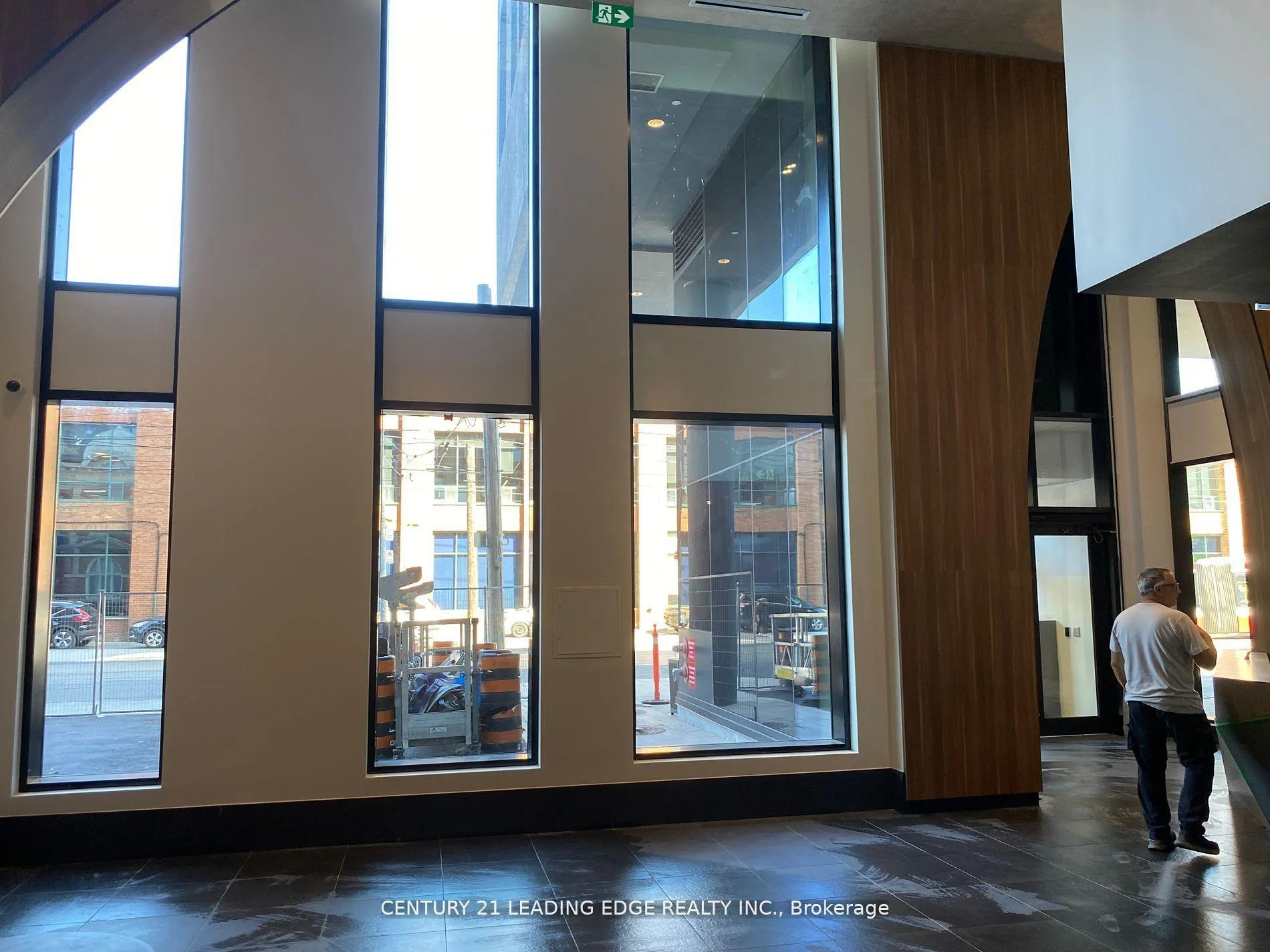 Photo 1 of Unit 403, 270 Dufferin Street, Toronto, South Parkdale — HOMEH