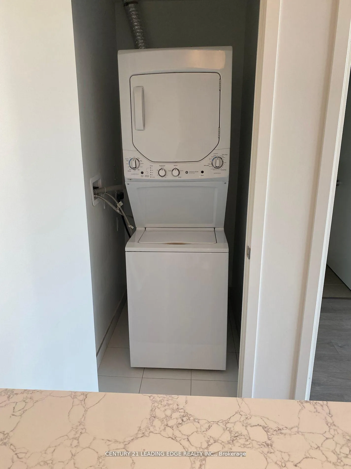 Photo 18 of Unit 403, 270 Dufferin Street, Toronto, South Parkdale — HOMEH