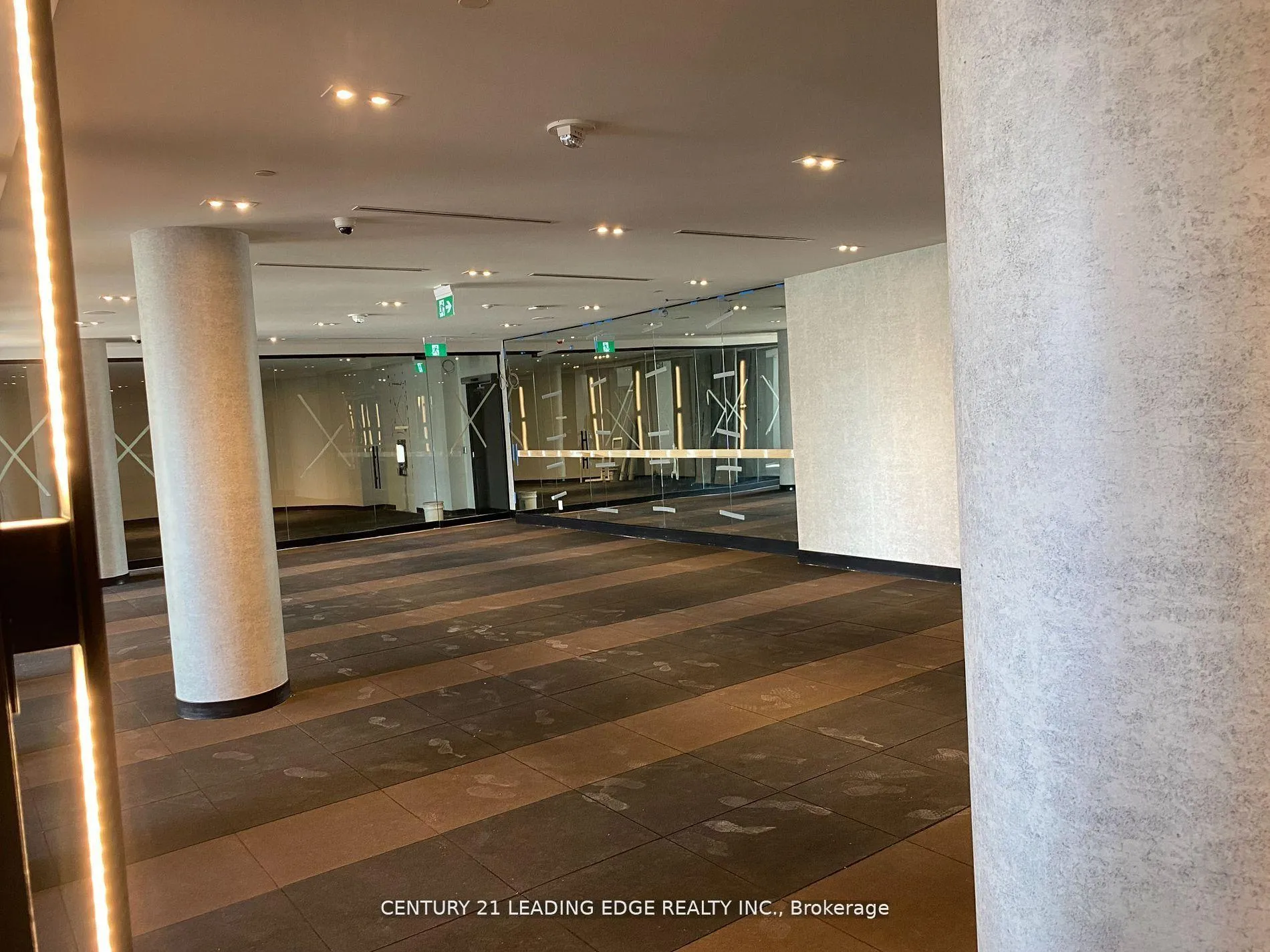 Photo 24 of Unit 403, 270 Dufferin Street, Toronto, South Parkdale — HOMEH