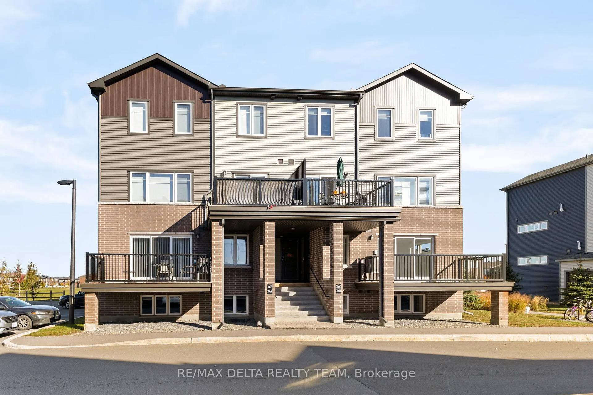 Photo 2 of Unit A, 706 Amberwing Private, Ottawa, Avalon West — HOMEH
