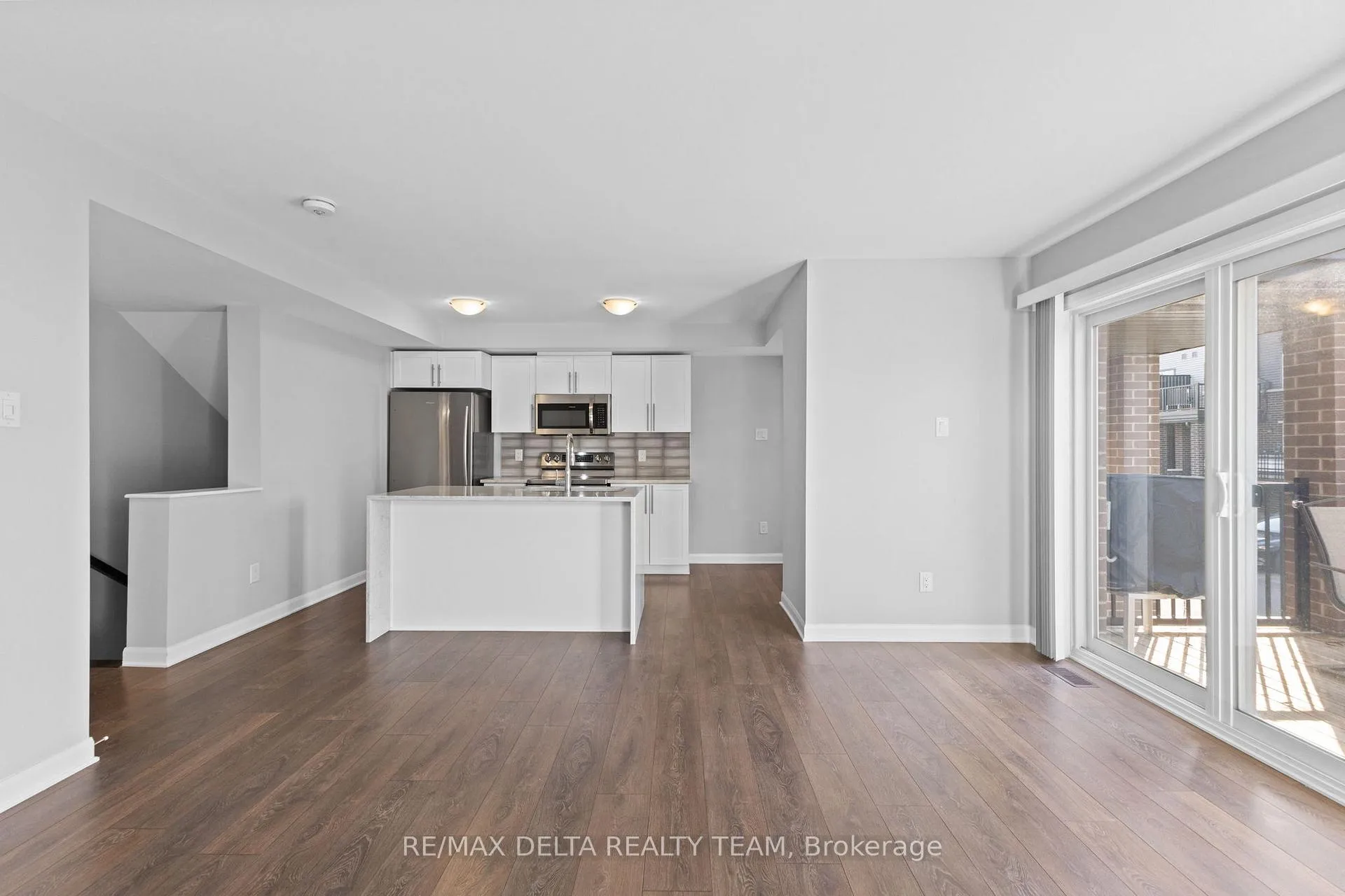 Photo 12 of Unit A, 706 Amberwing Private, Ottawa, Avalon West — HOMEH