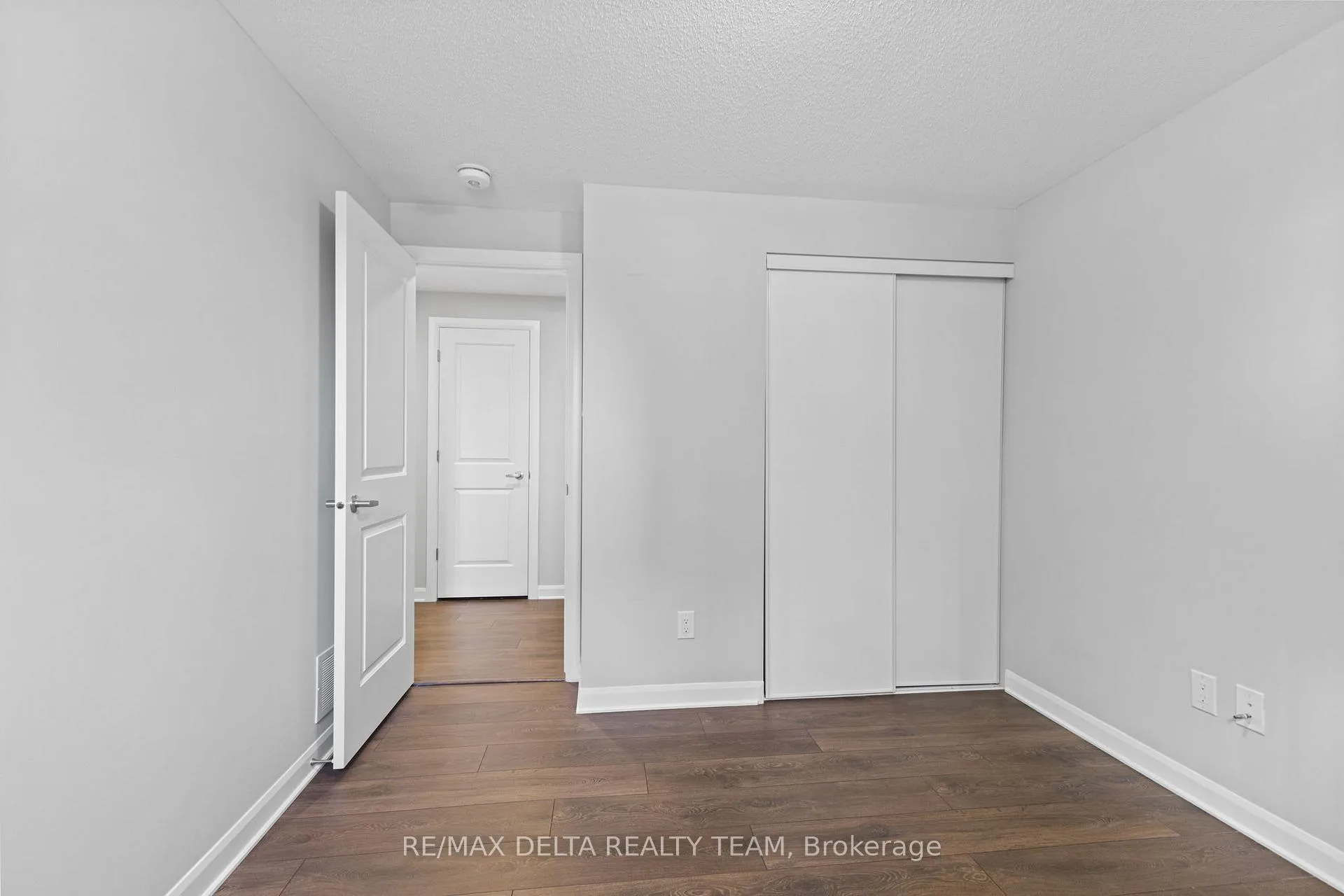 Photo 21 of Unit A, 706 Amberwing Private, Ottawa, Avalon West — HOMEH
