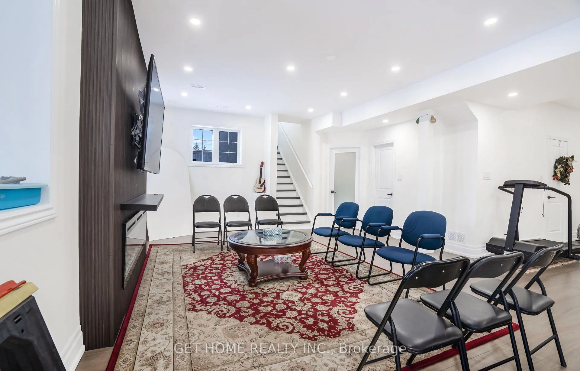Photo 9 of Unit Lower, 40 Highvalley Circle, Brampton, Bram East — HOMEH