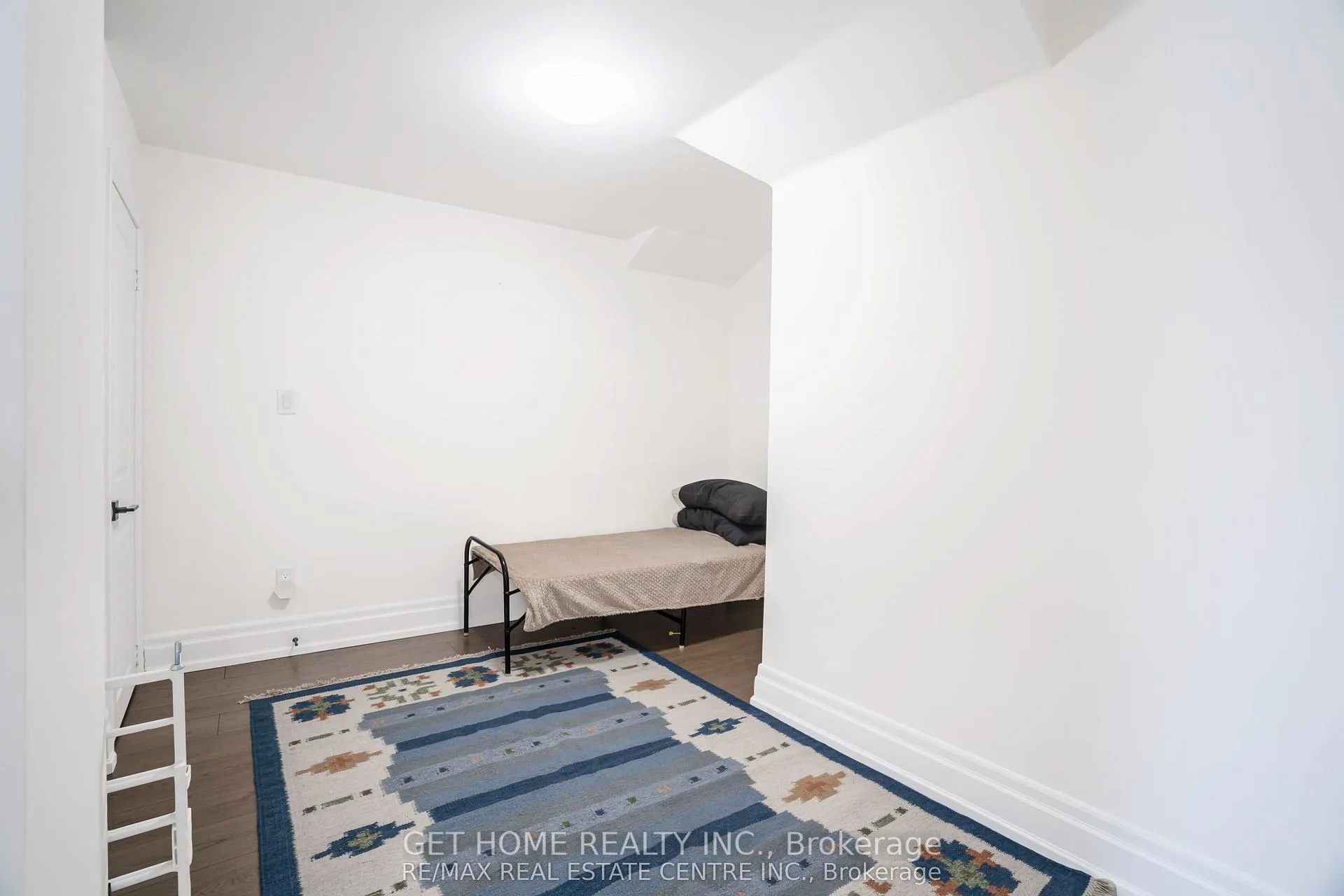 Photo 20 of Unit Lower, 40 Highvalley Circle, Brampton, Bram East — HOMEH