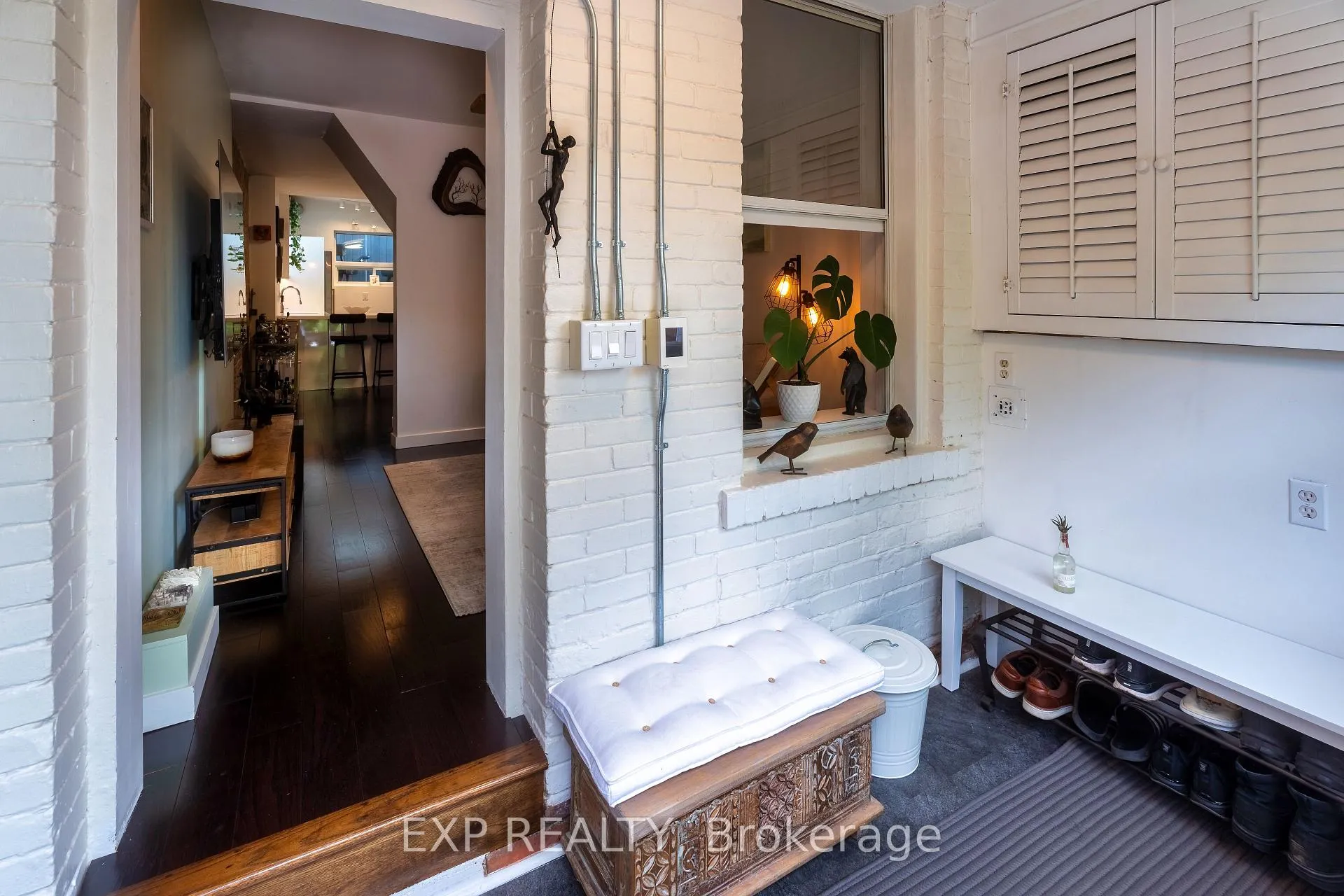 Photo 5 of 819 Craven Road, Toronto, Greenwood-Coxwell — HOMEH