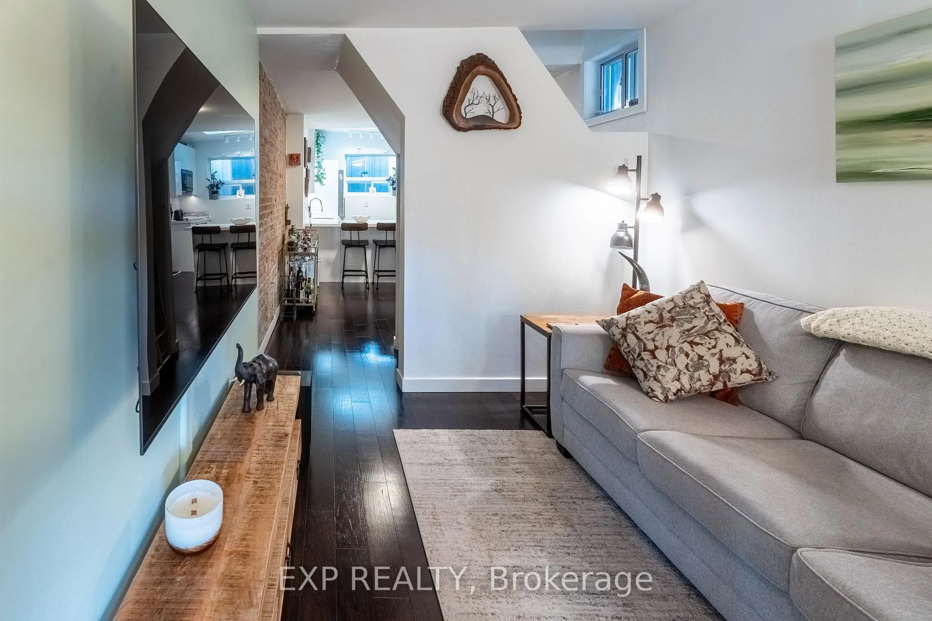 Photo 6 of 819 Craven Road, Toronto, Greenwood-Coxwell — HOMEH
