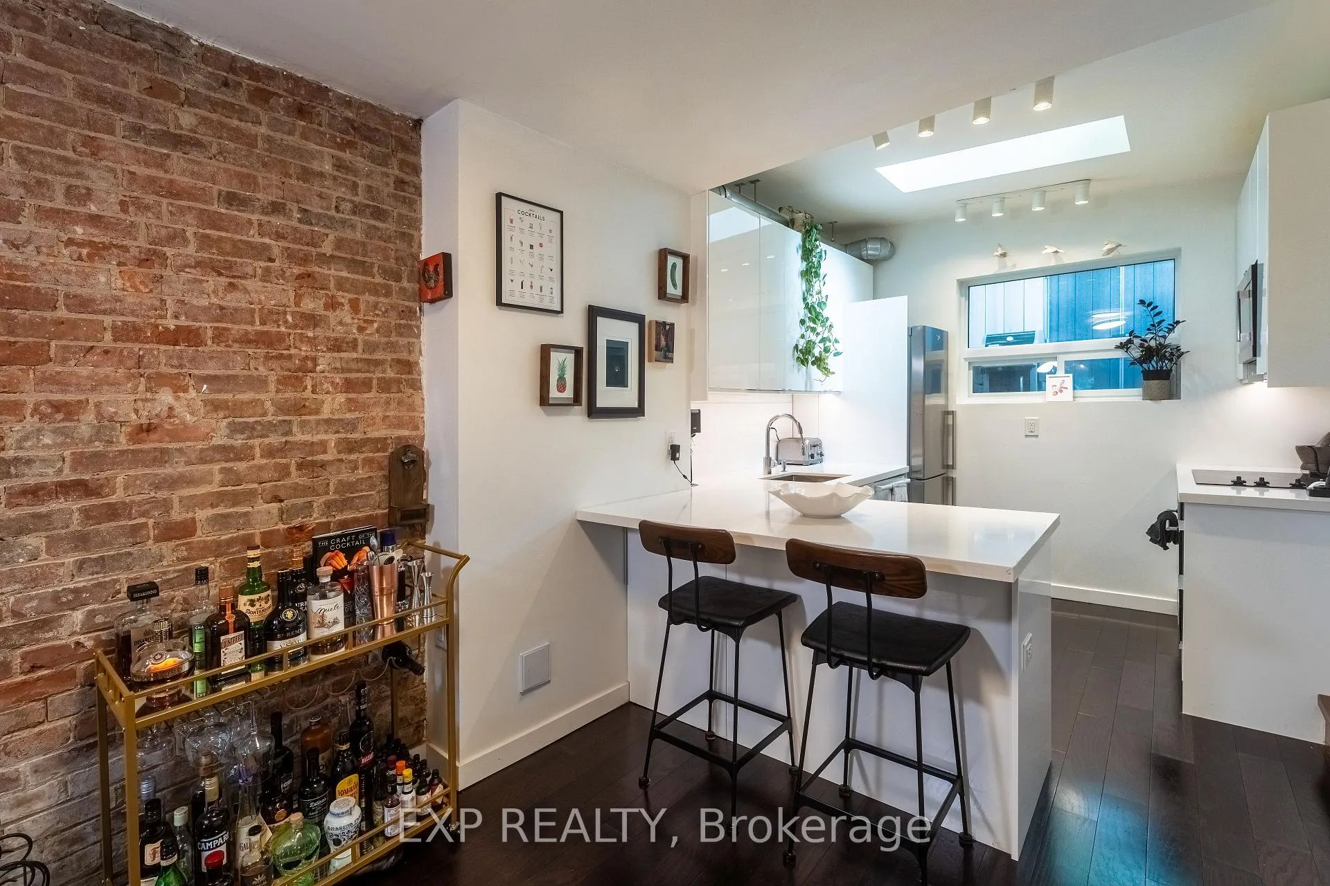 Photo 10 of 819 Craven Road, Toronto, Greenwood-Coxwell — HOMEH