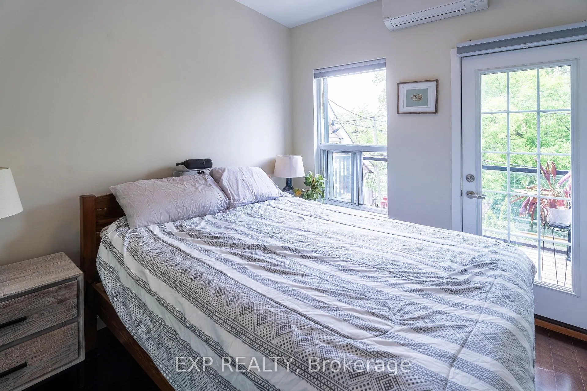 Photo 20 of 819 Craven Road, Toronto, Greenwood-Coxwell — HOMEH