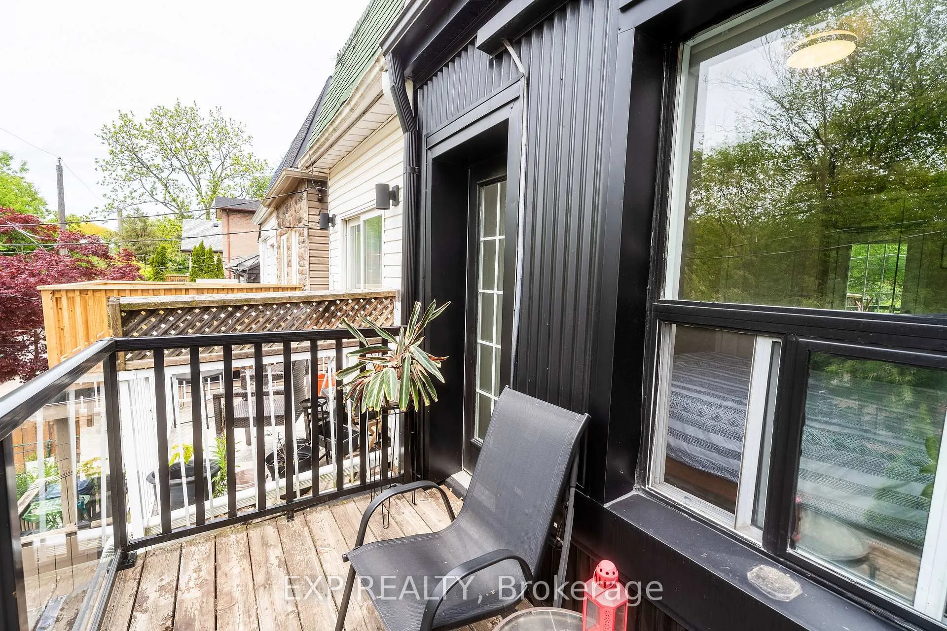 Photo 22 of 819 Craven Road, Toronto, Greenwood-Coxwell — HOMEH