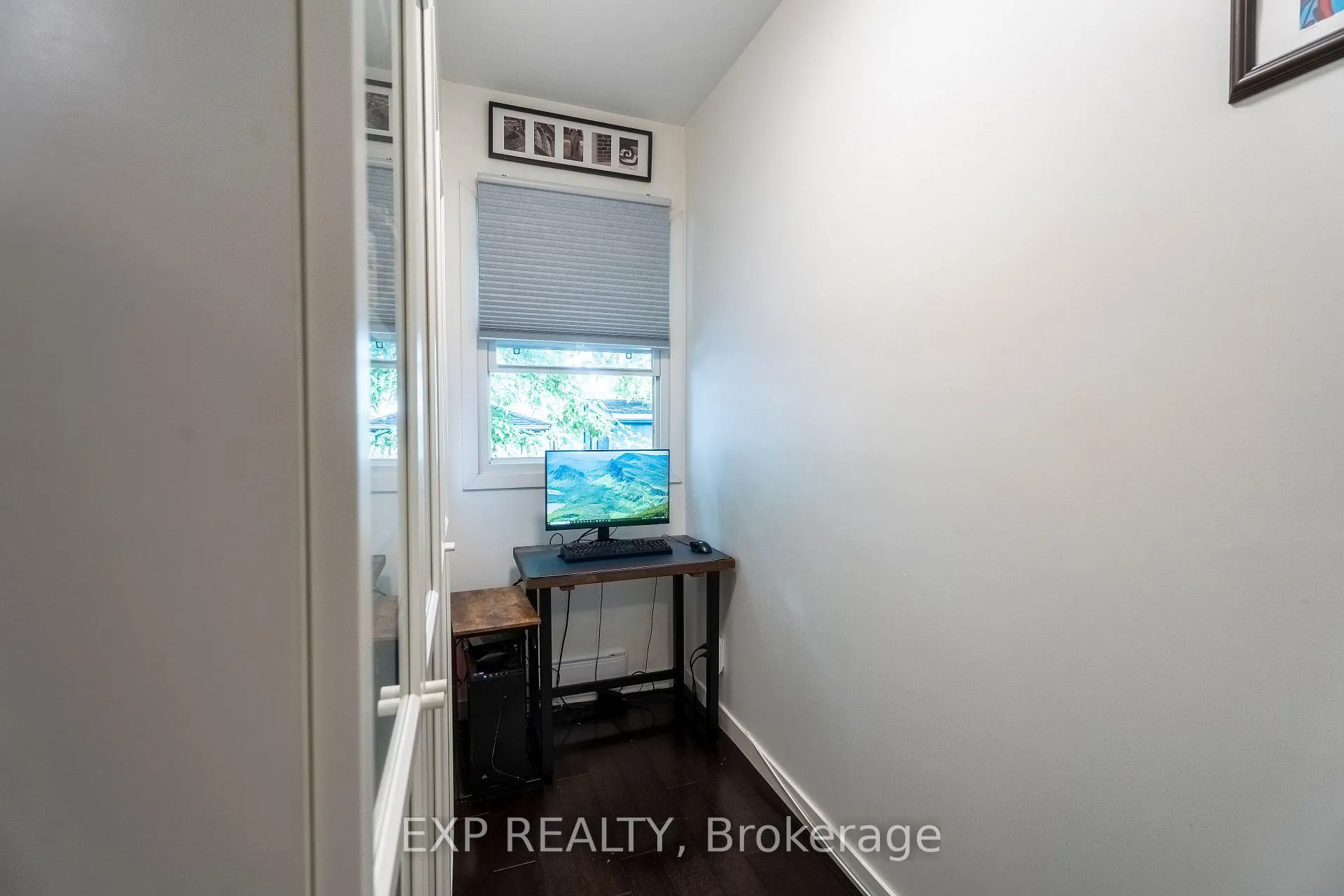 Photo 26 of 819 Craven Road, Toronto, Greenwood-Coxwell — HOMEH