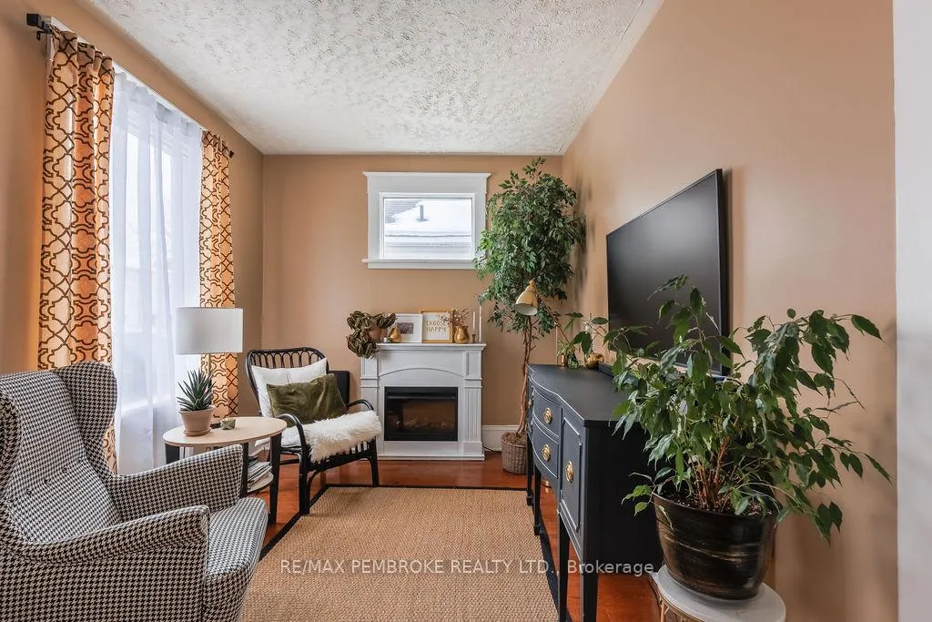 Photo 14 of 358 Trafalgar Road, Pembroke — HOMEH