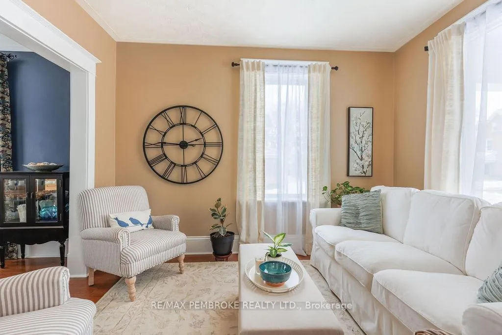 Photo 16 of 358 Trafalgar Road, Pembroke — HOMEH