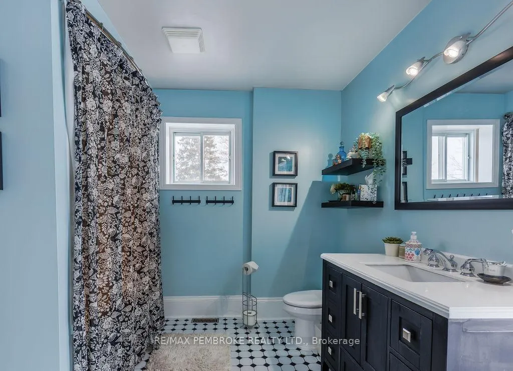 Photo 27 of 358 Trafalgar Road, Pembroke — HOMEH
