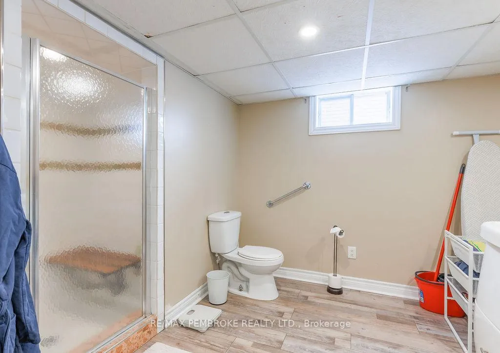 Photo 36 of 358 Trafalgar Road, Pembroke — HOMEH