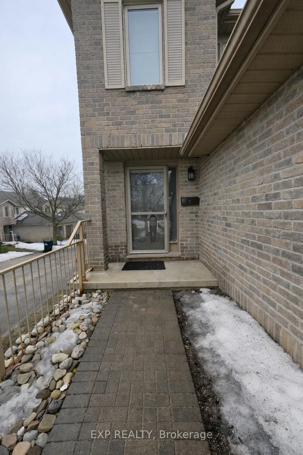 Photo 2 of 268 Blackhorne Drive, Kitchener — HOMEH