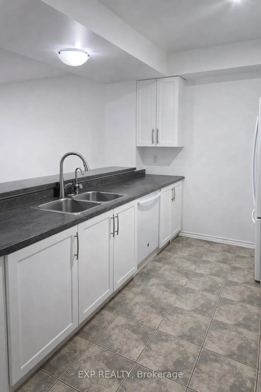 Photo 8 of 268 Blackhorne Drive, Kitchener — HOMEH