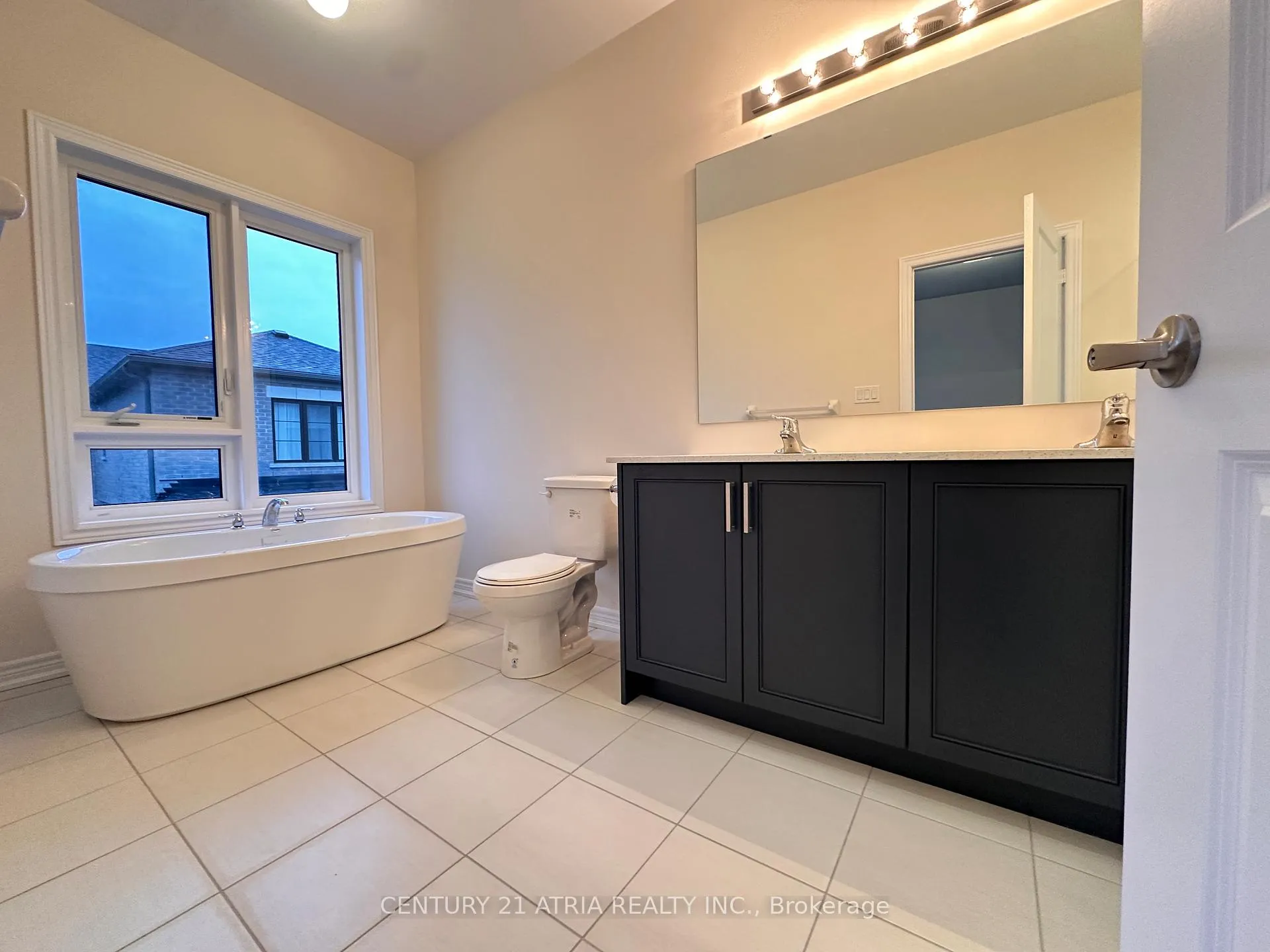 Photo 15 of 20 Vancise Street, Markham, Victoria Manor-Jennings Gate — HOMEH
