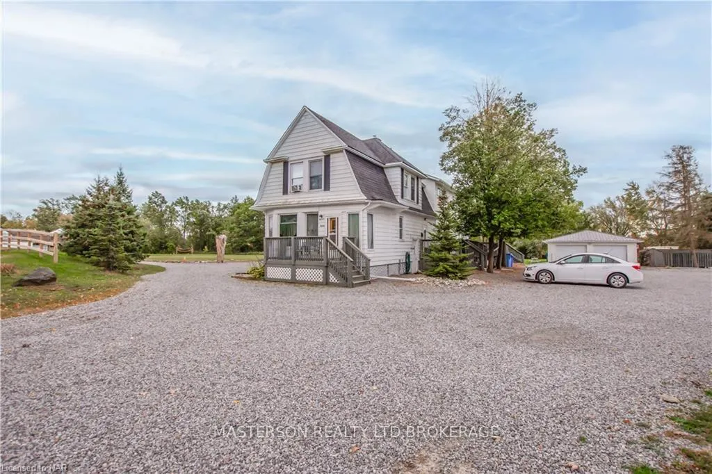 Photo 2 of 9268 Lundys Lane, Niagara Falls, Forestview — HOMEH