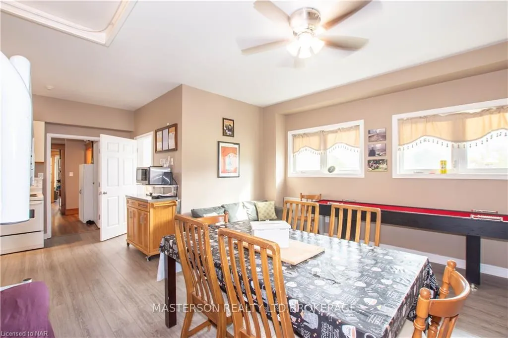 Photo 3 of 9268 Lundys Lane, Niagara Falls, Forestview — HOMEH