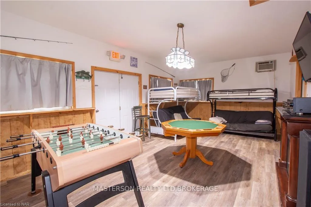 Photo 13 of 9268 Lundys Lane, Niagara Falls, Forestview — HOMEH