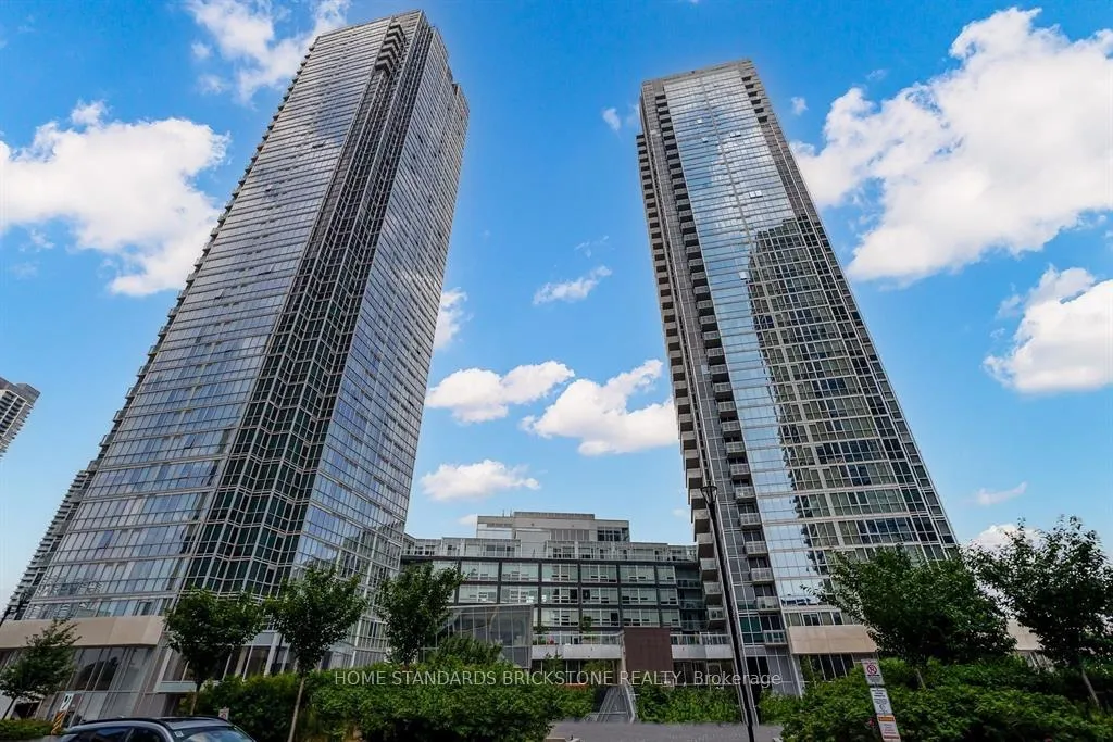 Photo 1 of Unit 271, 2908 Highway 7 Road, Vaughan, Concord — HOMEH