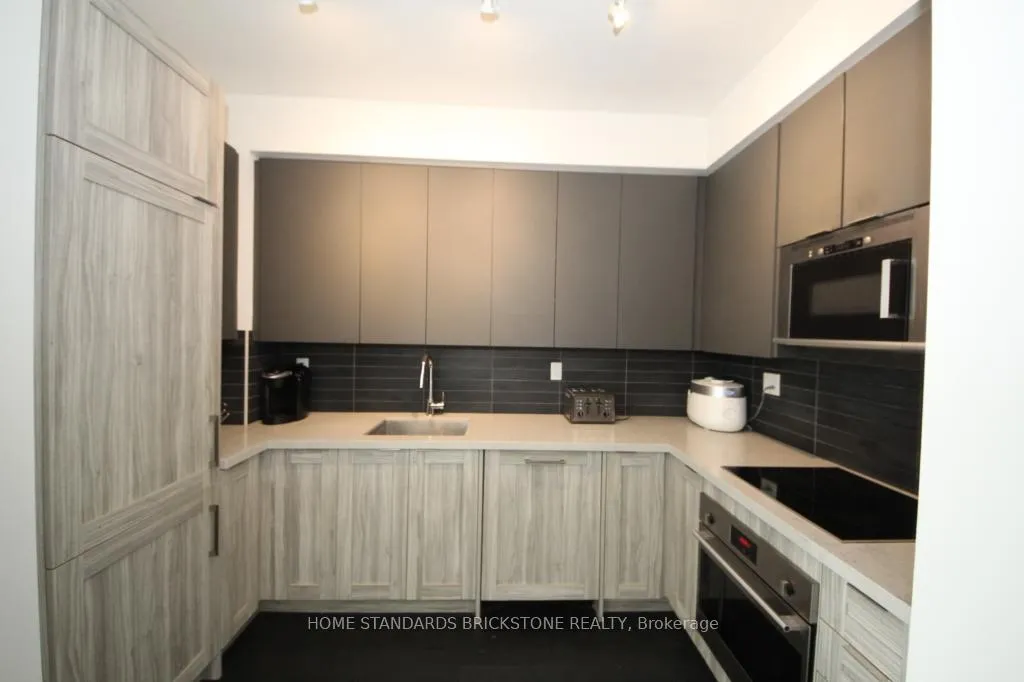 Photo 6 of Unit 271, 2908 Highway 7 Road, Vaughan, Concord — HOMEH