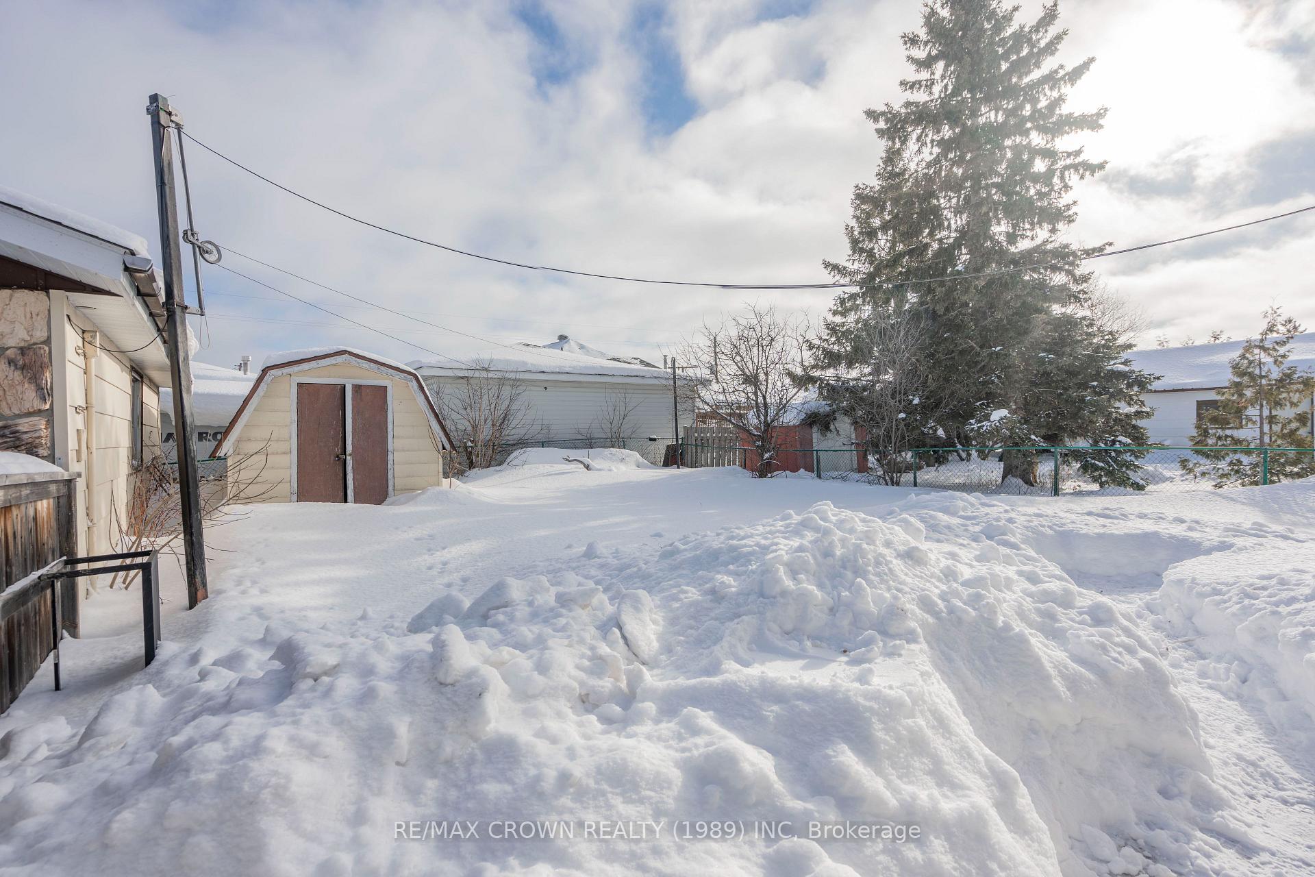 Photo 5 of 4 Erickson Avenue, Kapuskasing — HOMEH