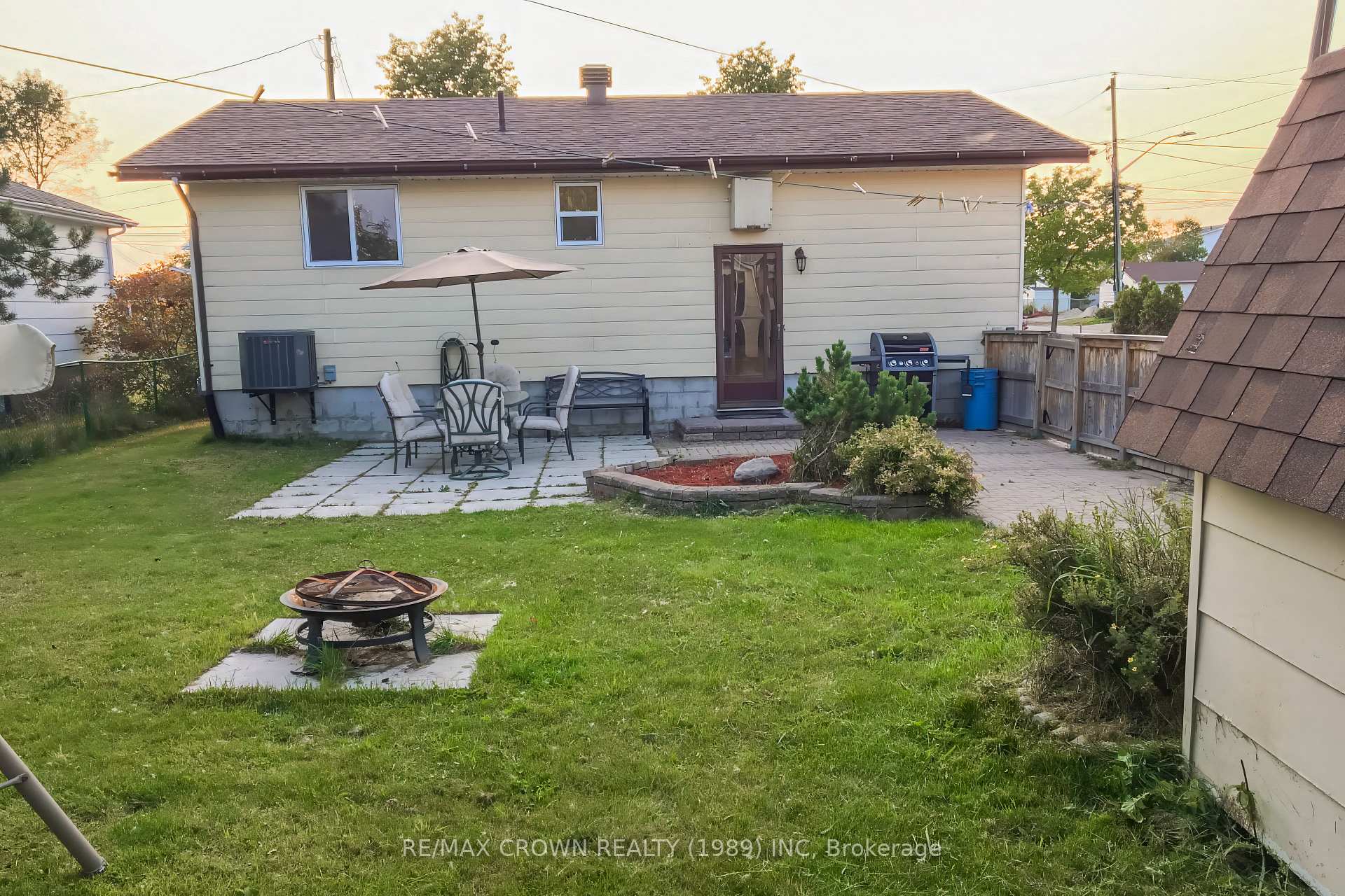 Photo 7 of 4 Erickson Avenue, Kapuskasing — HOMEH
