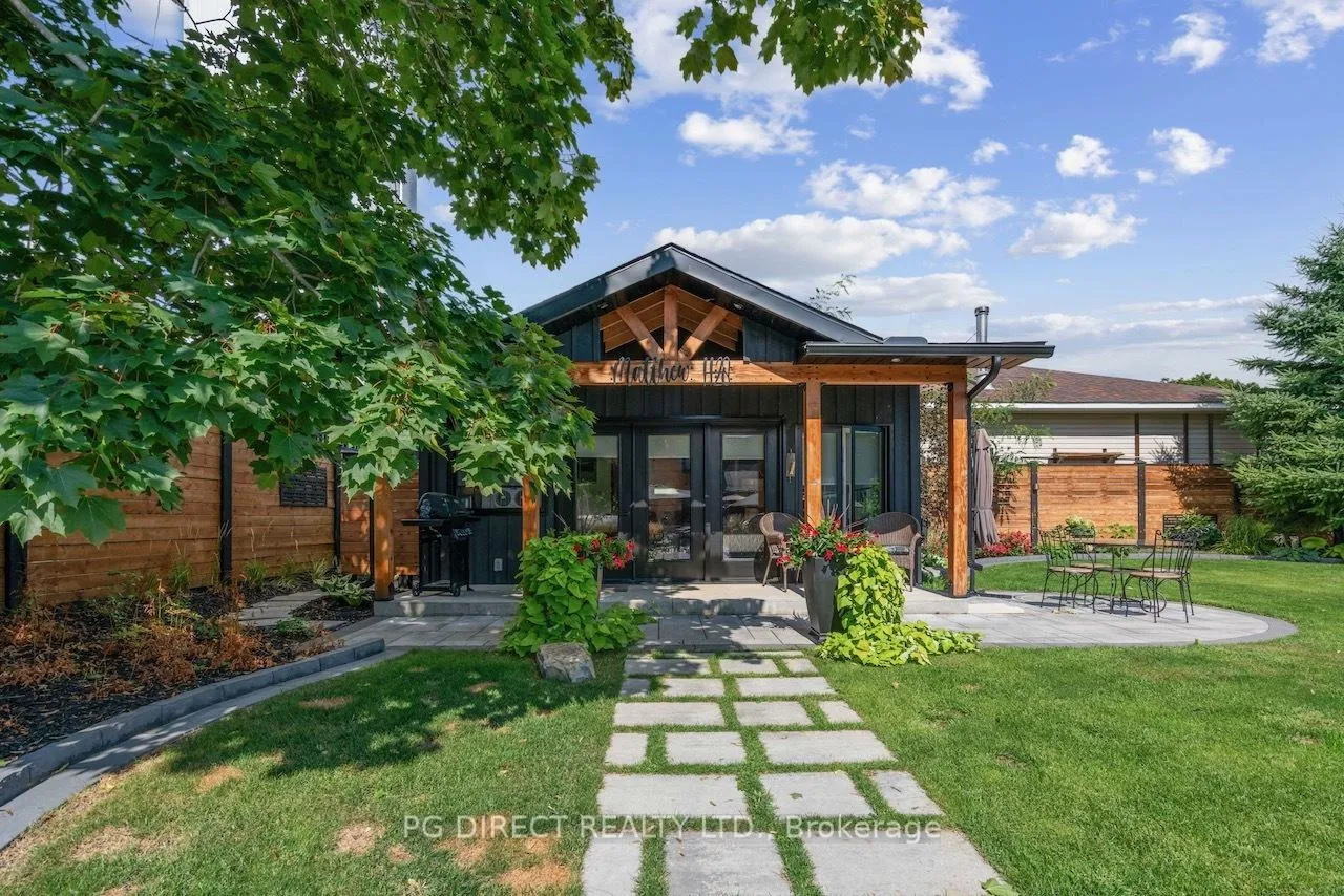 Photo 4 of 220 Park Street W, Prescott — HOMEH