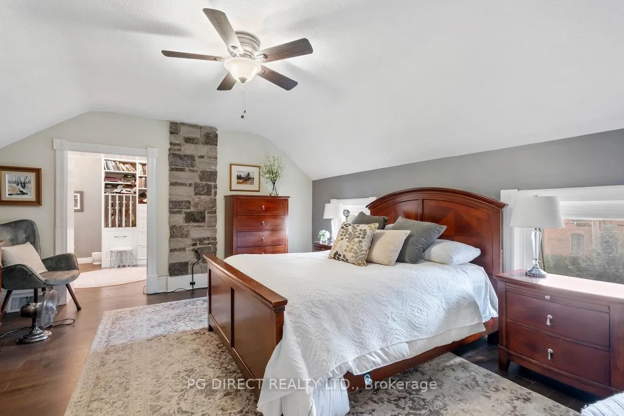 Photo 11 of 220 Park Street W, Prescott — HOMEH