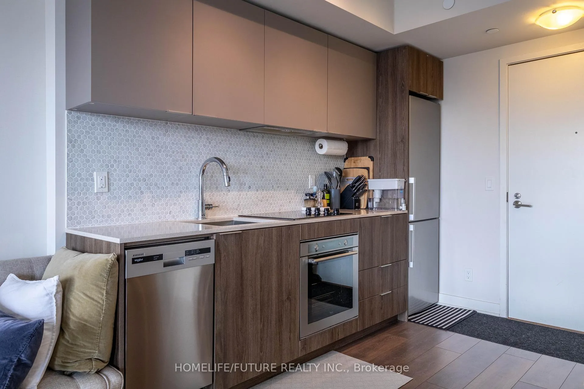 Photo 5 of Unit 908, 2 Sonic Way, Toronto, Flemingdon Park — HOMEH