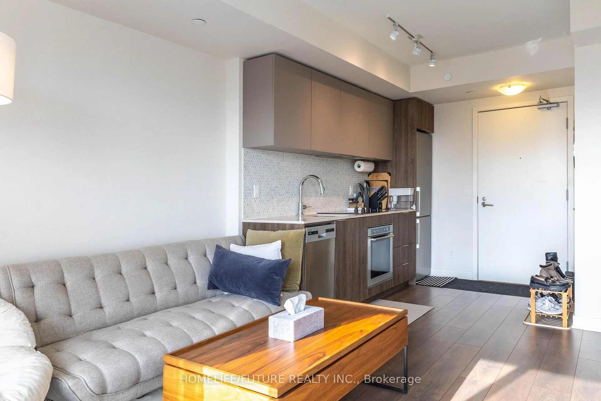 Photo 8 of Unit 908, 2 Sonic Way, Toronto, Flemingdon Park — HOMEH