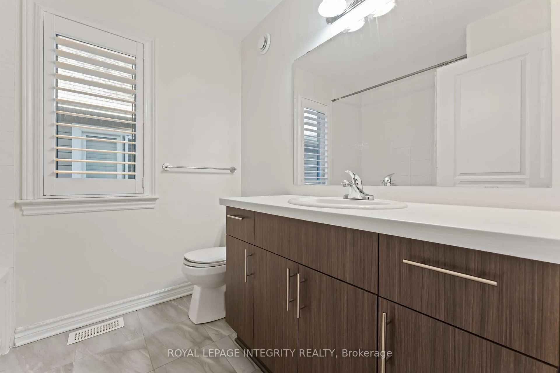 Photo 31 of 561 Egret Way, Ottawa, Barrhaven - Half Moon Bay — HOMEH