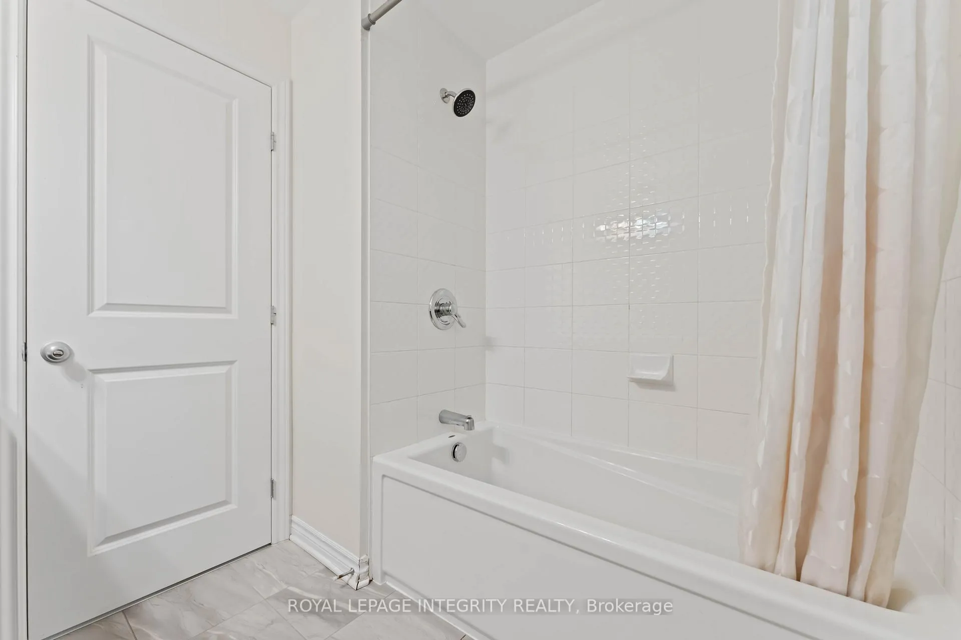 Photo 32 of 561 Egret Way, Ottawa, Barrhaven - Half Moon Bay — HOMEH