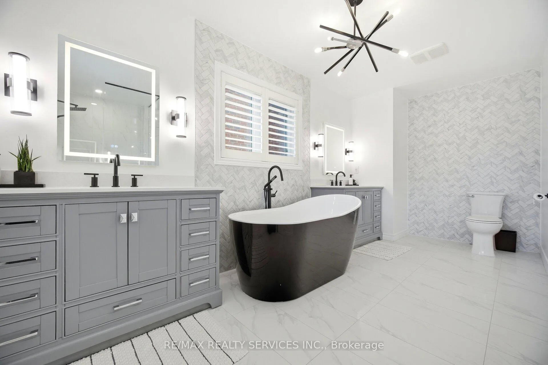 Photo 5 of 49 Wishing Well Crescent, Caledon, Rural Caledon — HOMEH