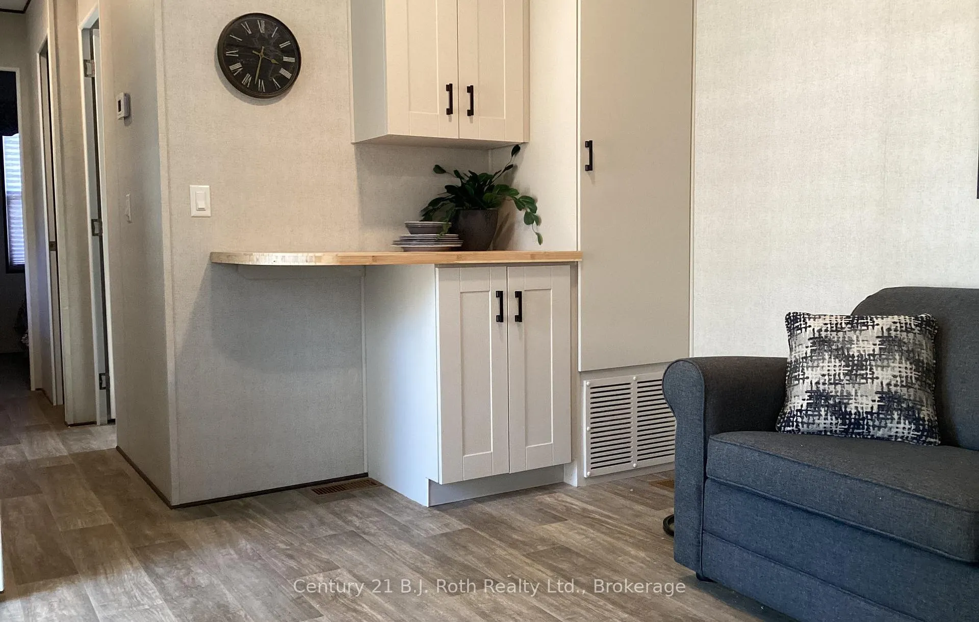 Photo 7 of 719 Poplar Crescent, Bracebridge, Macaulay — HOMEH