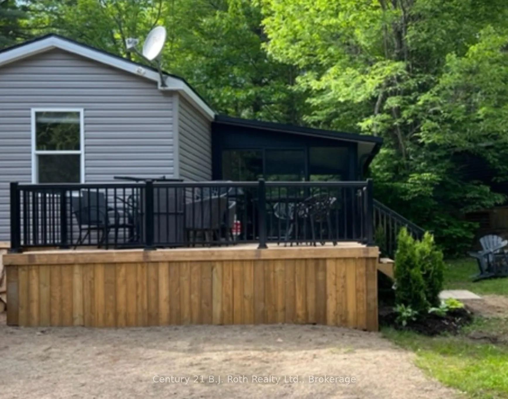 Photo 8 of 719 Poplar Crescent, Bracebridge, Macaulay — HOMEH