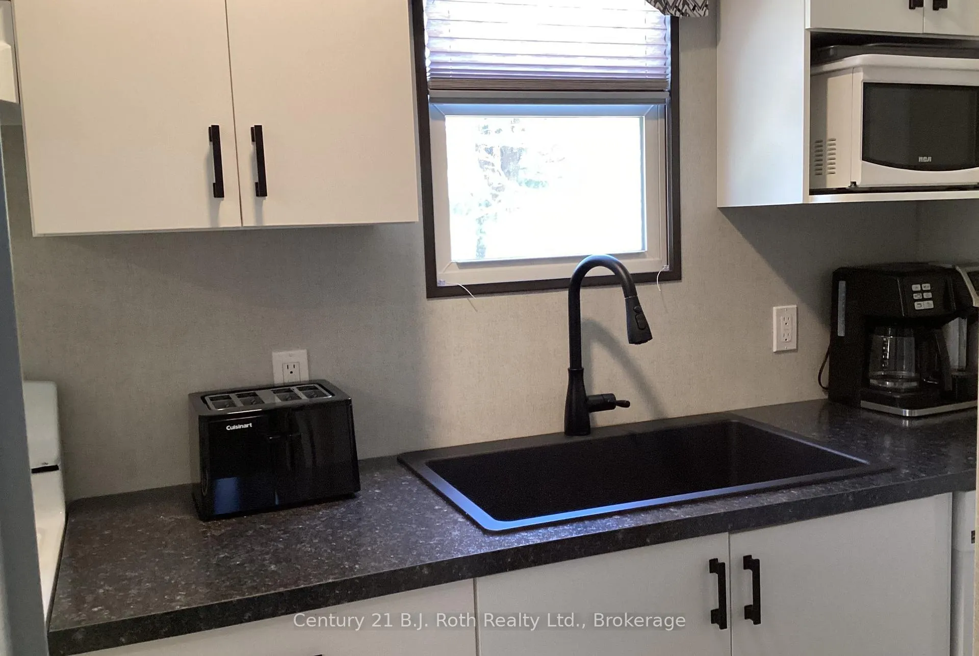 Photo 17 of 719 Poplar Crescent, Bracebridge, Macaulay — HOMEH